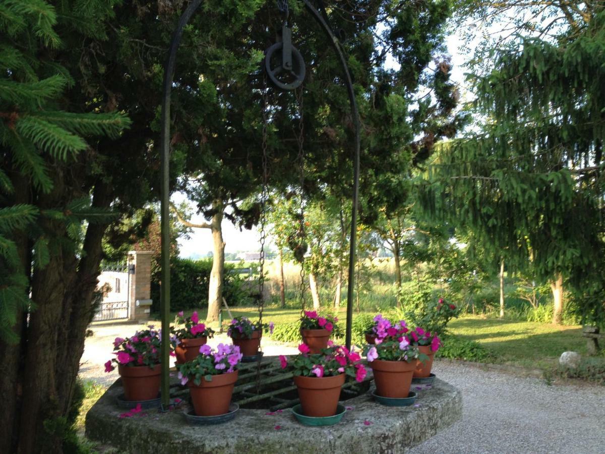 Borgo Tarapino Hotel แฟร์รารา ภายนอก รูปภาพ