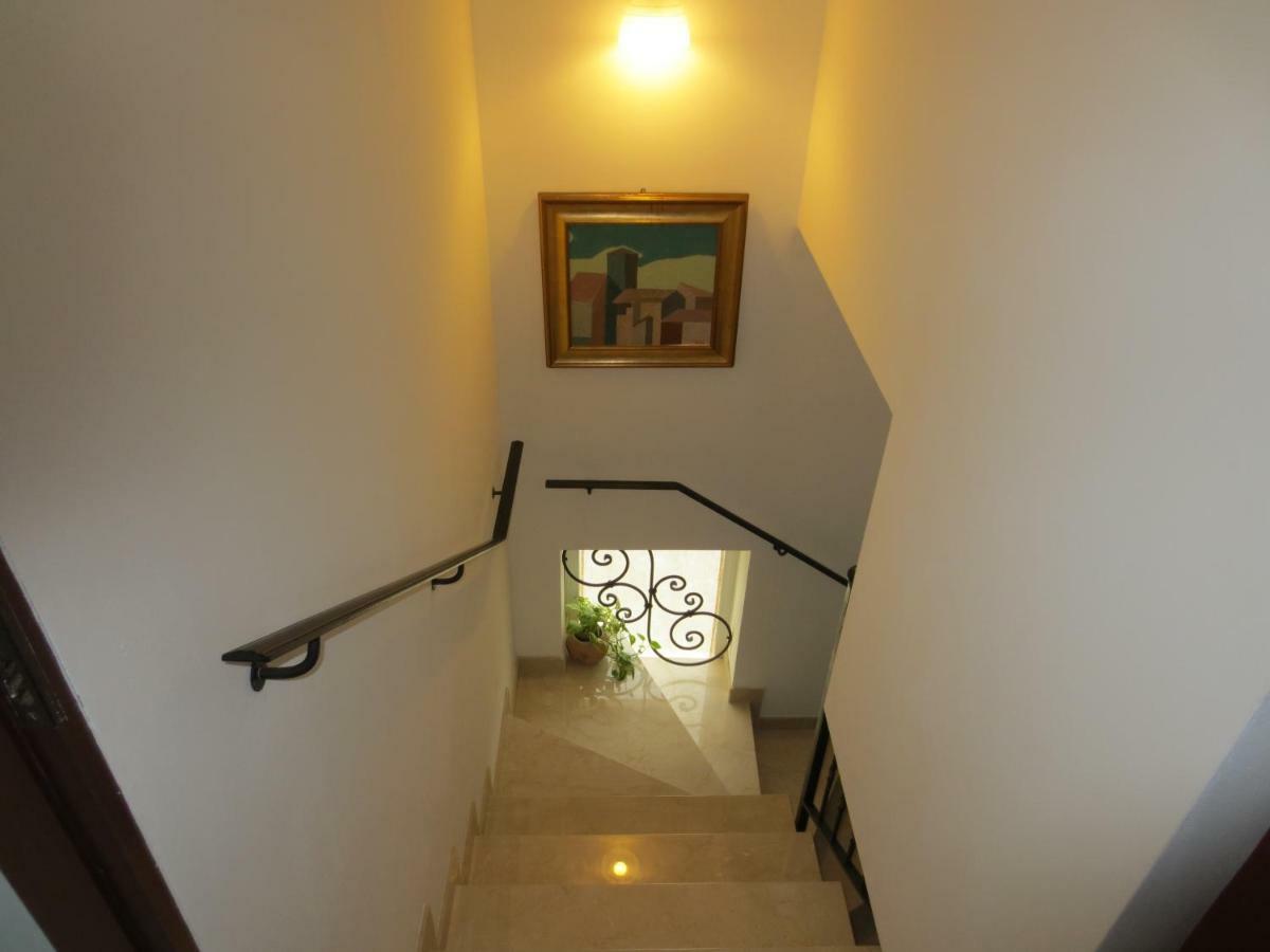 Borgo Tarapino Hotel แฟร์รารา ภายนอก รูปภาพ